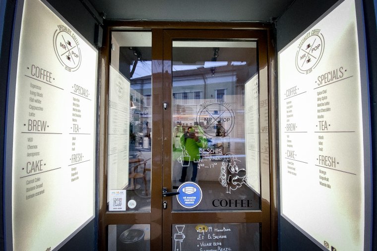 A túlélésért küzdenek a kávézók