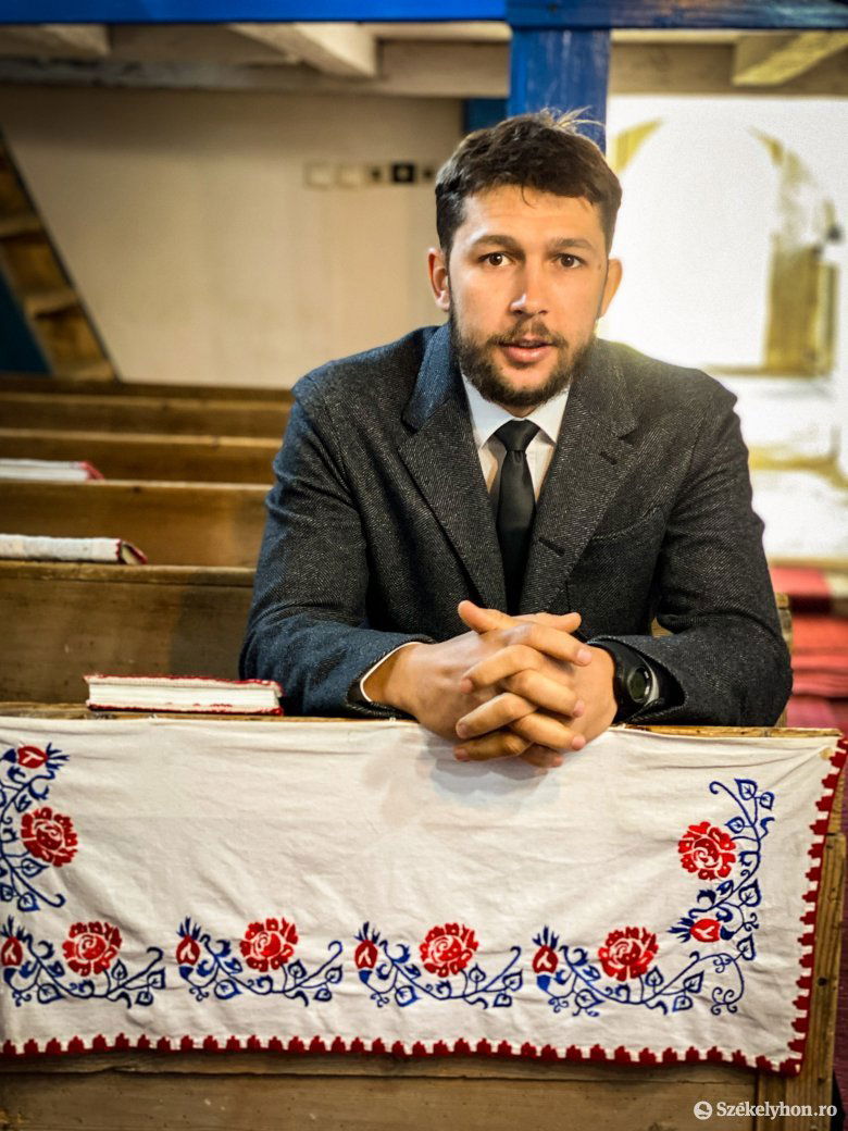 Szilágyi Szilamér unitárius lelkész egy éve
szolgál a Nyárád menti gyülekezetekben •  Fotó: Rab Zoltán