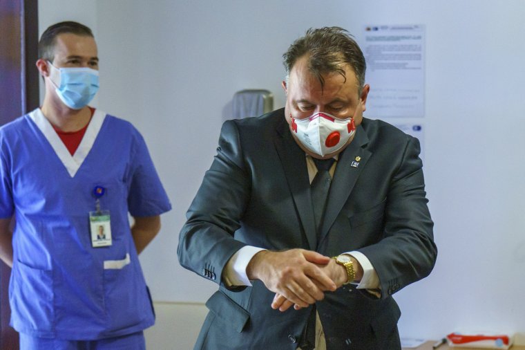 Gyorsteszteket kapnak csütörtöktől a kórházak