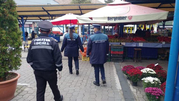 Ha vasárnap nem ellenőriznek, sokan nem viselnek maszkot