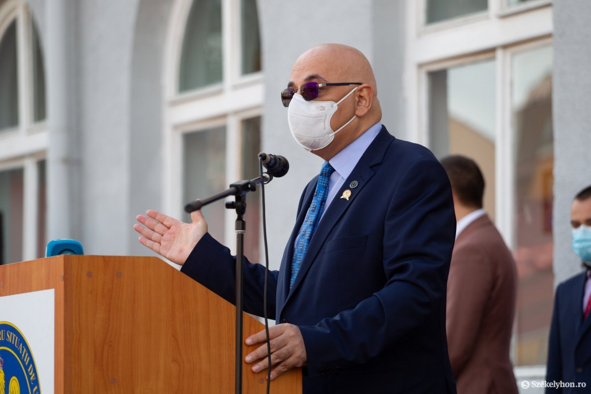 Arafat: a koronavírust nem lehet megállítani, az egyetlen megoldás a járvány ellenőrzés alatt tartására a megelőző intézkedések betartása •  Fotó: Rab Zoltán