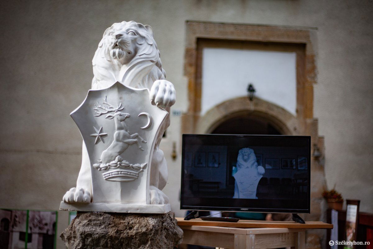 &bullet;  Fotó: Rab Zoltán