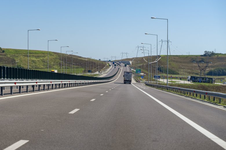 Teljesen átfúrták az alagutakat az A1-es sztrádánál, 2027 első felére meglehet a hiányzó kilenc kilométer