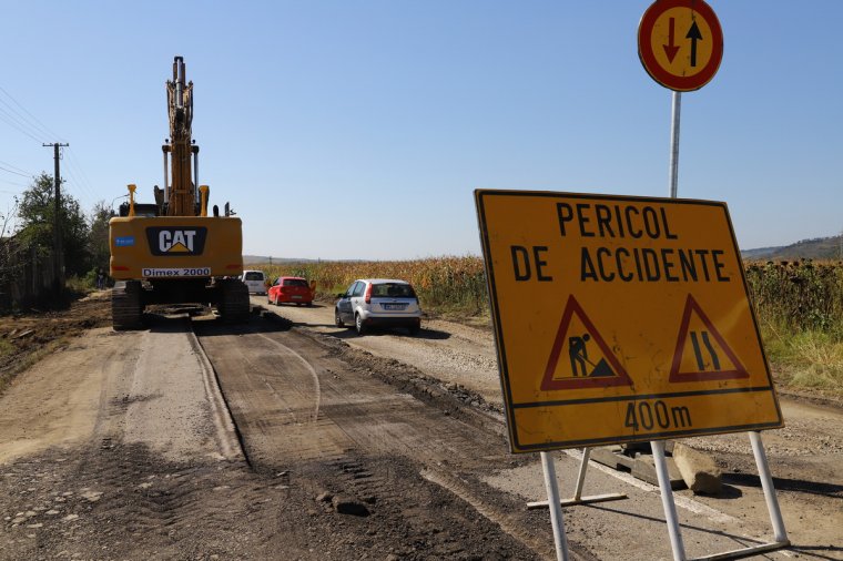 Felújítják a Nyárádtő és Dicsőszentmárton közötti megyei utat