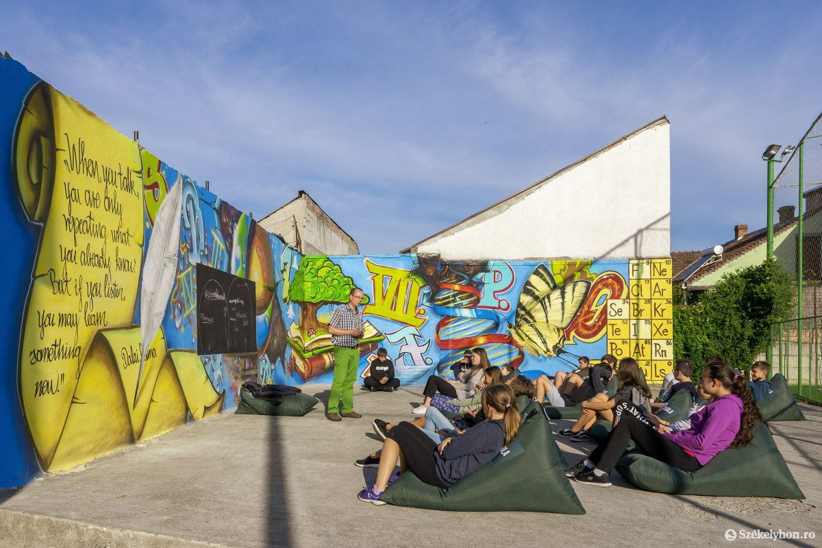 A 7-es iskola igazgatója továbbra is Körtesi Sándor marad • Fotó: Haáz Vince