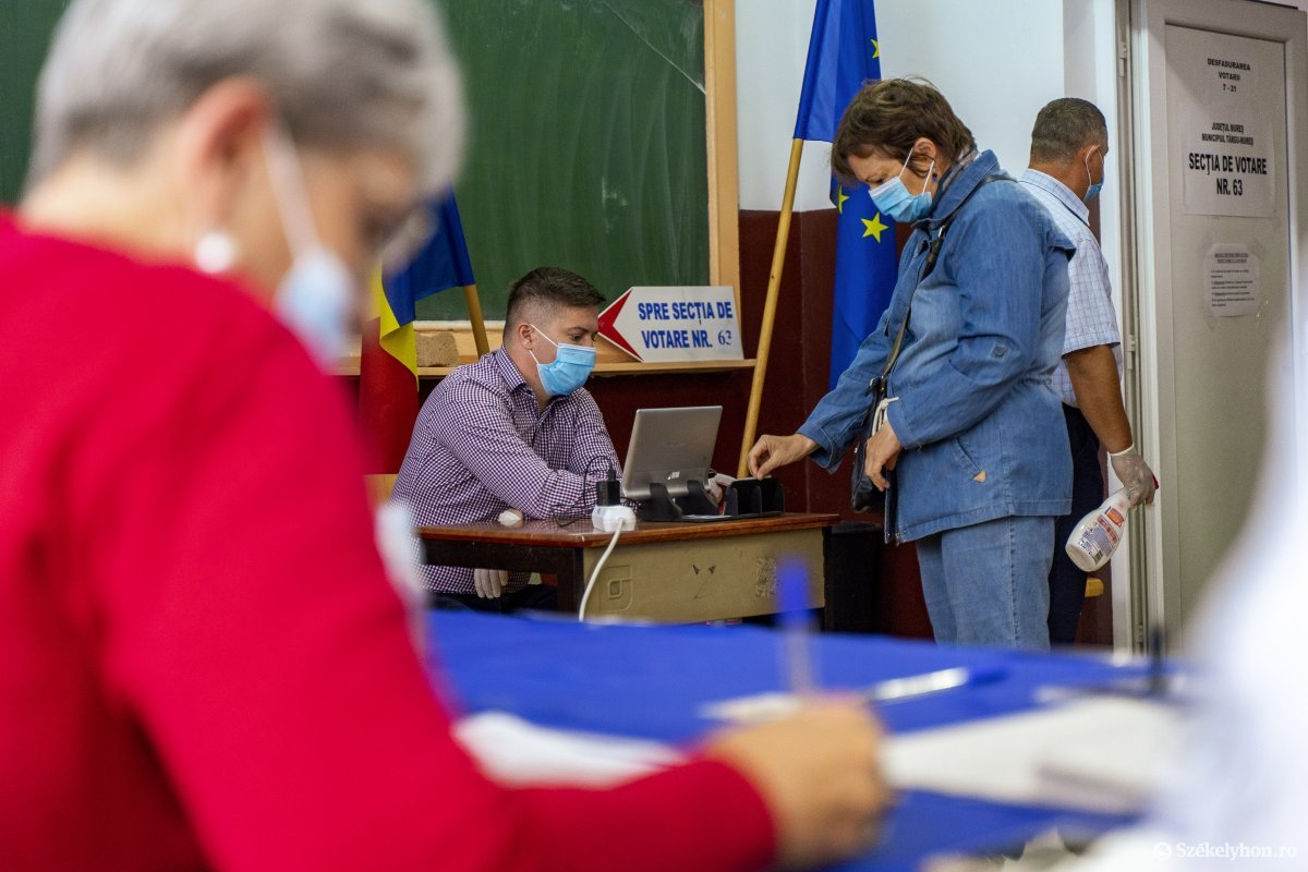 Sok panasz érkezett a számítógépes rendszer működése miatt is • Fotó: Haáz Vince
