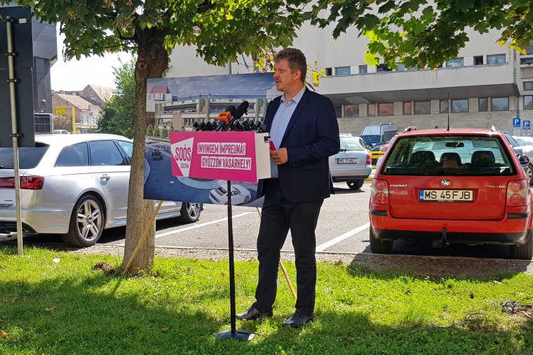 Parkolóhelyeket hoznának létre Marosvásárhely belvárosában