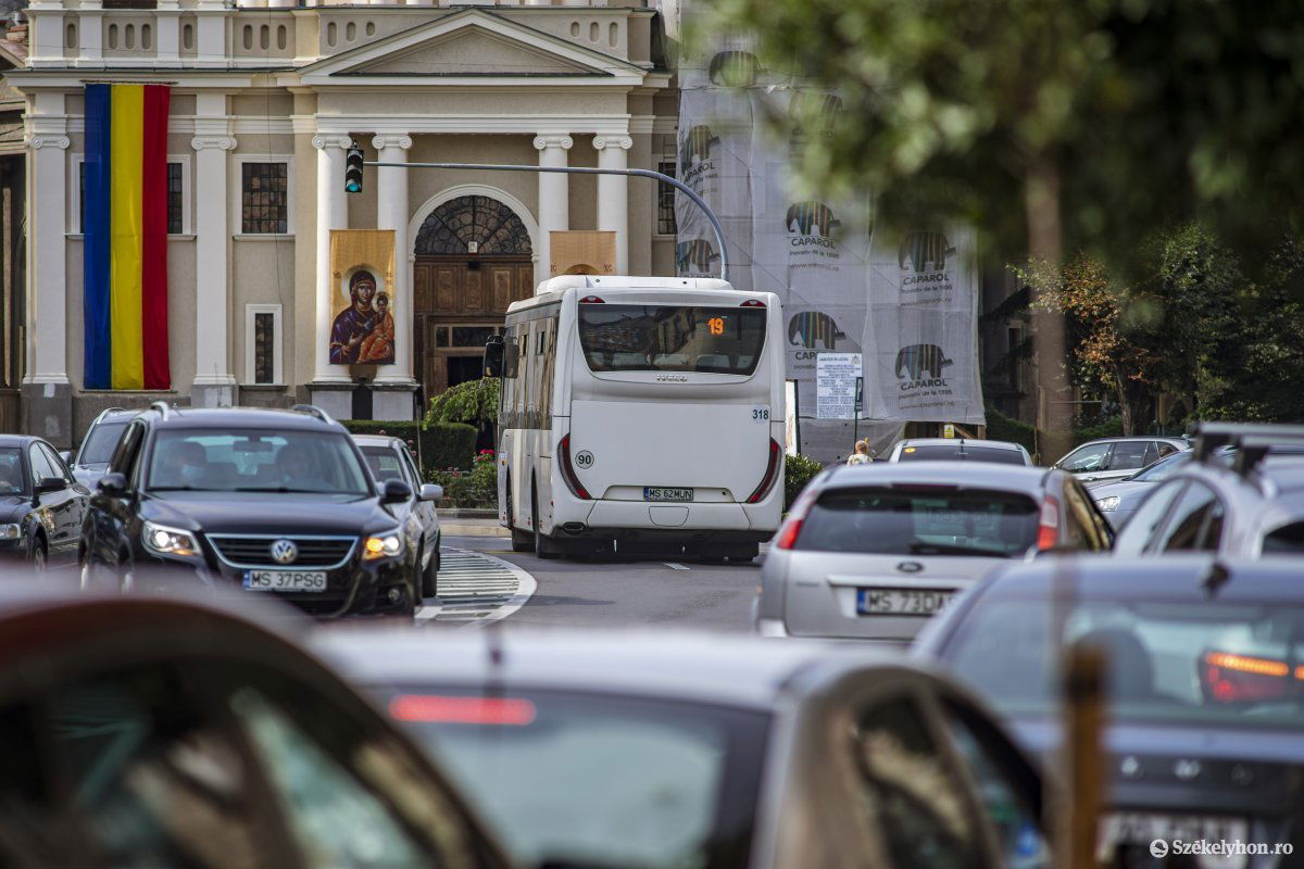 A következő két évben elkezdődik a marosvásárhelyi tömegközlekedés helyreállítása •  Fotó: Haáz Vince