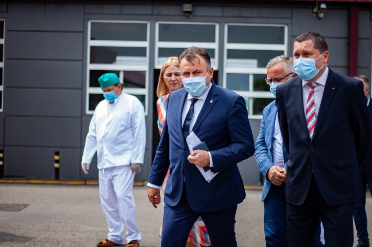 Tătaru: készen állnak a raktárak a koronavírus elleni oltóanyag fogadására