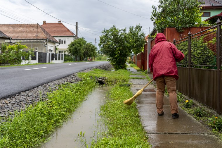 Folyamatosan ellenőrzik a Nyárád vízszintjét