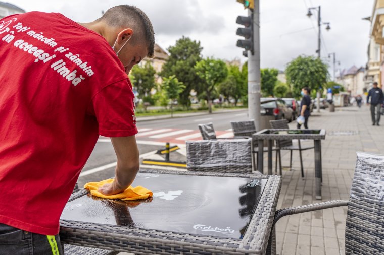Enyhén emelkedik a fertőzéses esetek száma, csökken a bírságok értéke Maros megyében