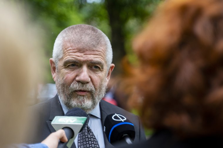 SZNT: érthetetlen Vincze Loránt felszólítása, továbbra sem lehet aláírásokat gyűjteni