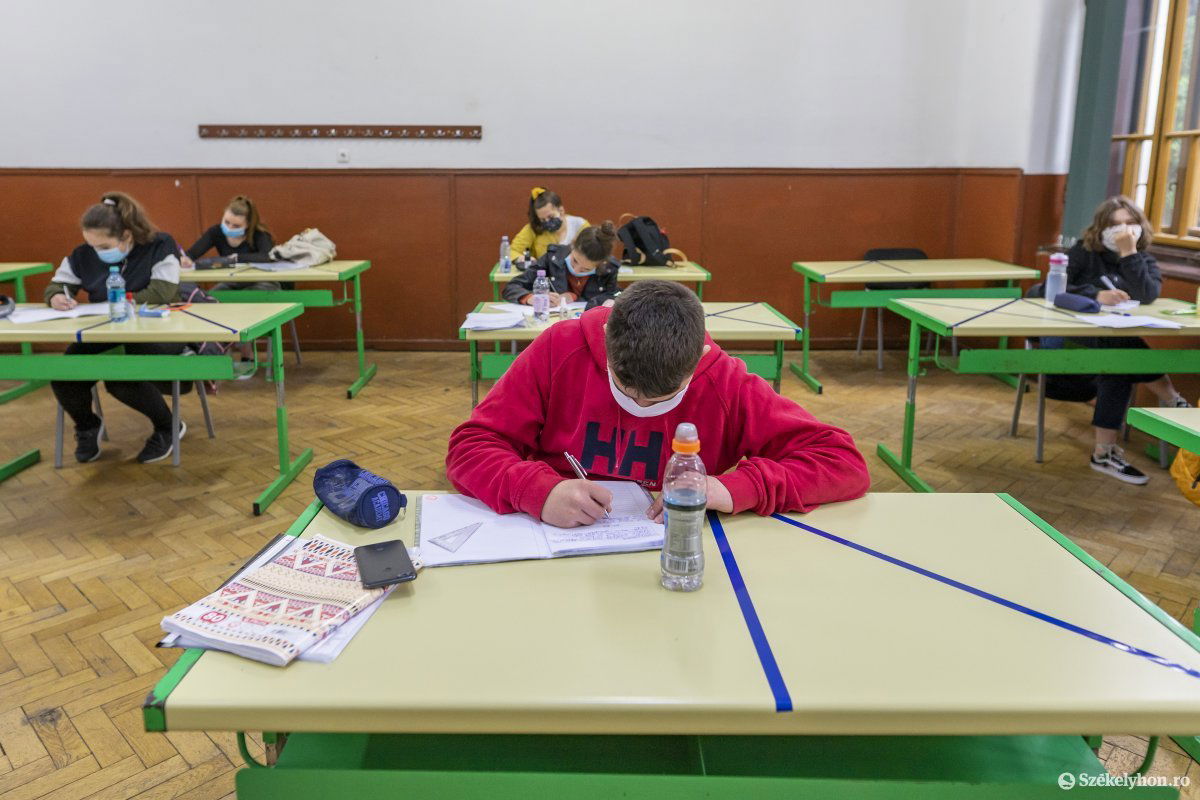 Megmérettetés. A diákok számára nehéz lesz majd vizsgát választani •  Fotó: Haáz Vince