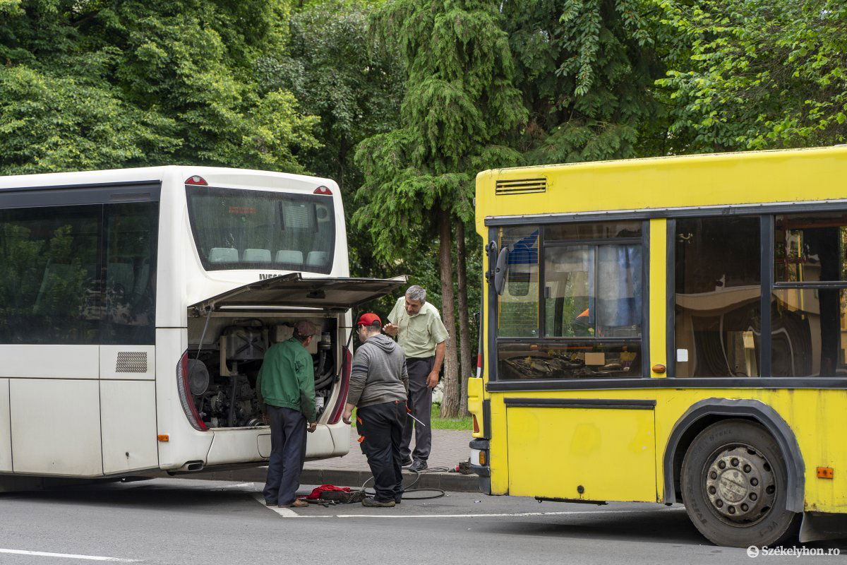 Gyakran meghibásodnak a régi autóbuszok Marosvásárhelyen. Képünk illusztráció • Fotó: Haáz Vince