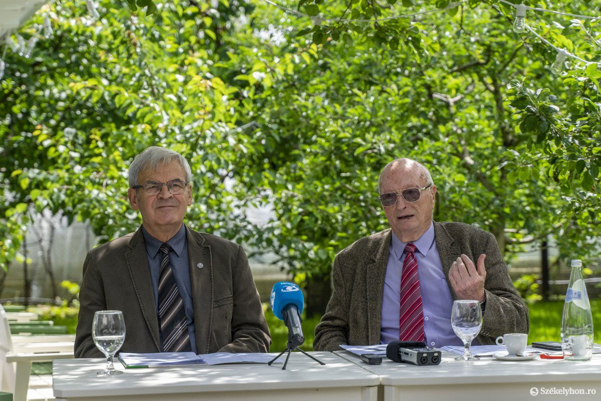 Tőkés László és Kincses Előd / Archív felvétel •  Fotó: Haáz Vince