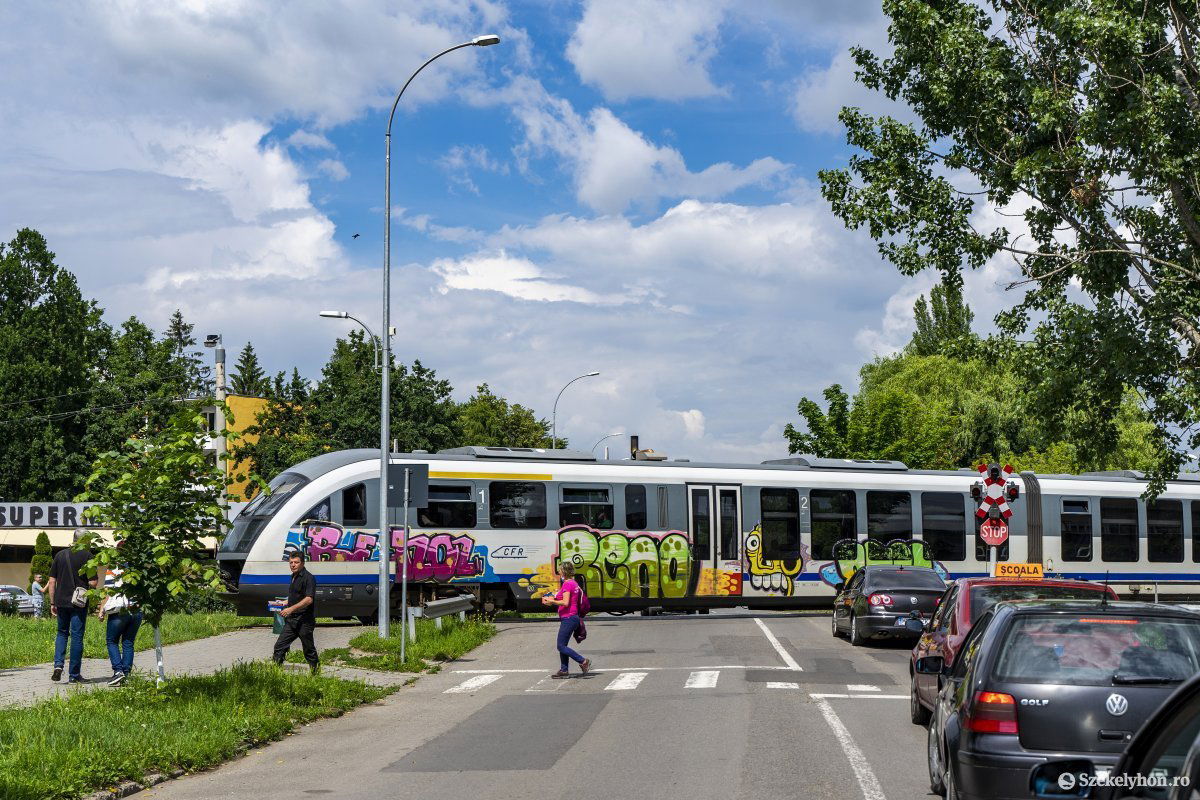 Az elővárosi vonatok beindítása sokat lendítene a tömegközlekedésen. Képünk illusztráció •  Fotó: Haáz Vince