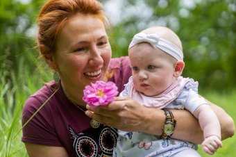 A nő, aki a teát keveri: Csíki Emese