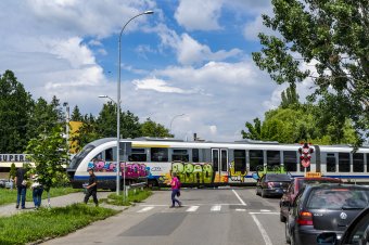 Elővárosi vonatok segíthetnék a tömegközlekedést Maros megyében is