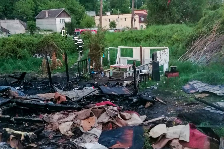 Lakóháznak használt, rögtönzött építmény gyúlt ki, lakója életét vesztette