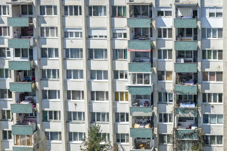 Minden tömbházlakónak joga van a közös terek kulcsához