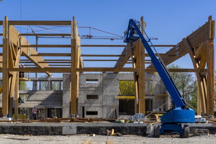 „Rezesbanda” látogatja a marosvásárhelyi sportlétesítményeket