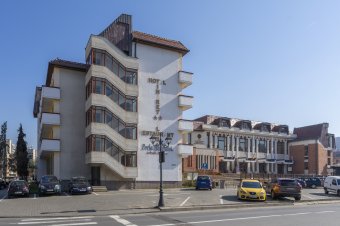 Egymásra mutogatás egy lepusztult épület kapcsán