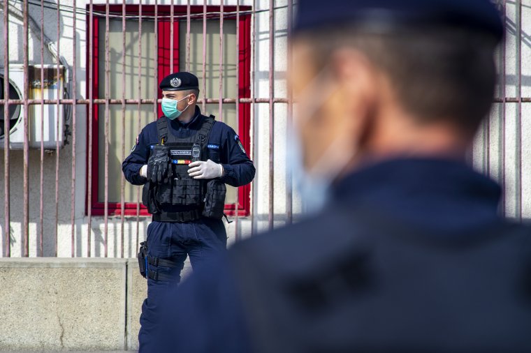 Nagy erőkkel keresik a szerdán eltűnt 3 és 5 éves testvért
