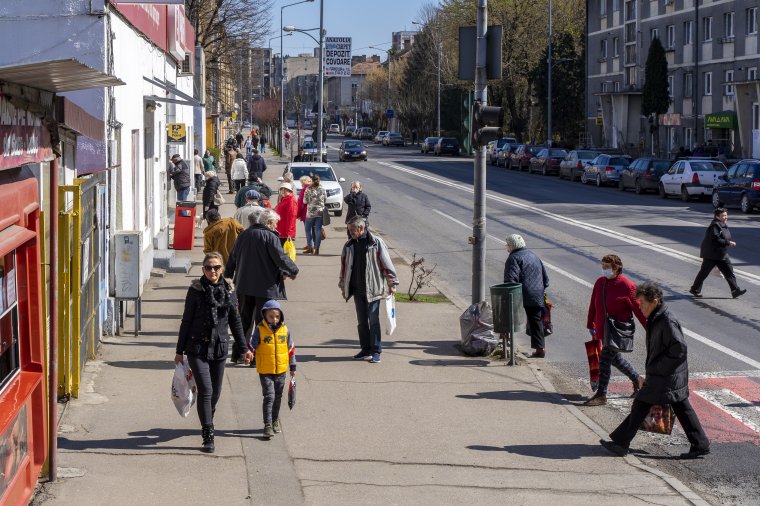 Első körben ott enyhítenek, ahol kisebb a járványtani kockázat
