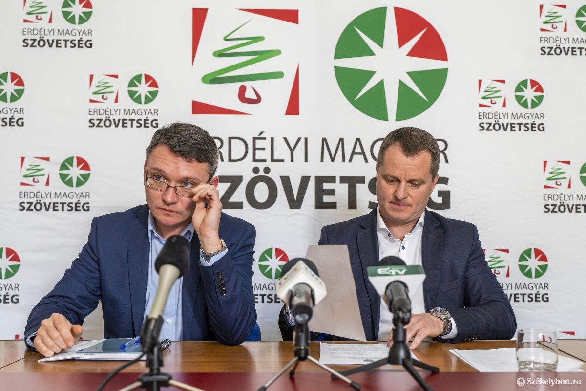 Csomortányi István és Mezei János már a jövő héten egyezségre akar jutni az RMDSZ-szel &bullet;  Fotó: Haáz Vince