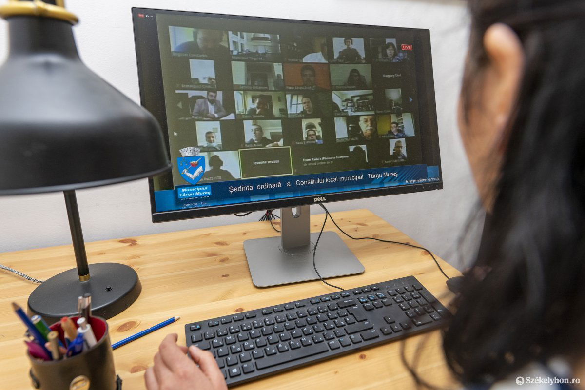 Online tartották a jelenlegi felállásában utolsó marosvásárhelyi önkormányzati ülést. Archív •  Fotó: Haáz Vince