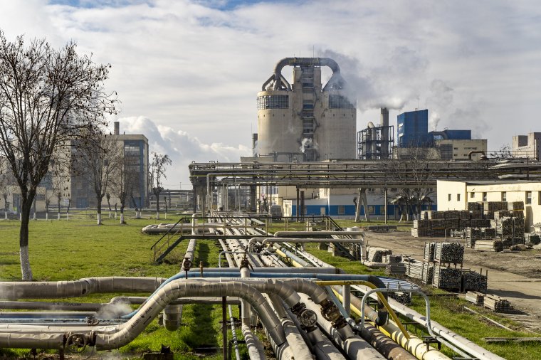 Leállítják az egyik berendezést, zajszennyezés várható a vegyipari kombinát környékén