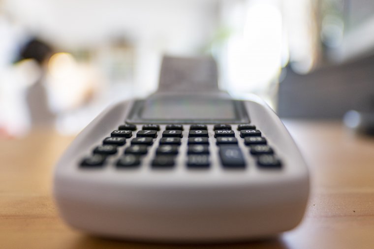 Nem számíthatnak határidő-hosszabbításra az e-pénztárgéppel még nem rendelkező cégek