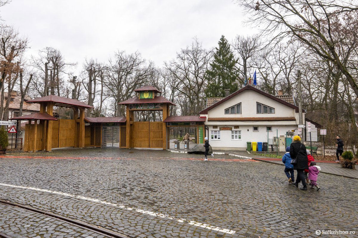 A marosvásárhelyi állatkertnél csak részleges korlátozásokat vezettek be a koronavírus elleni védekezés érdekében. Archív •  Fotó: Haáz Vince