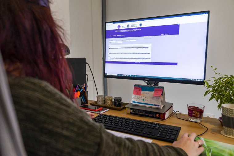 Ha frissül az adatbázis, interneten is rákereshetünk a felmenőinkre