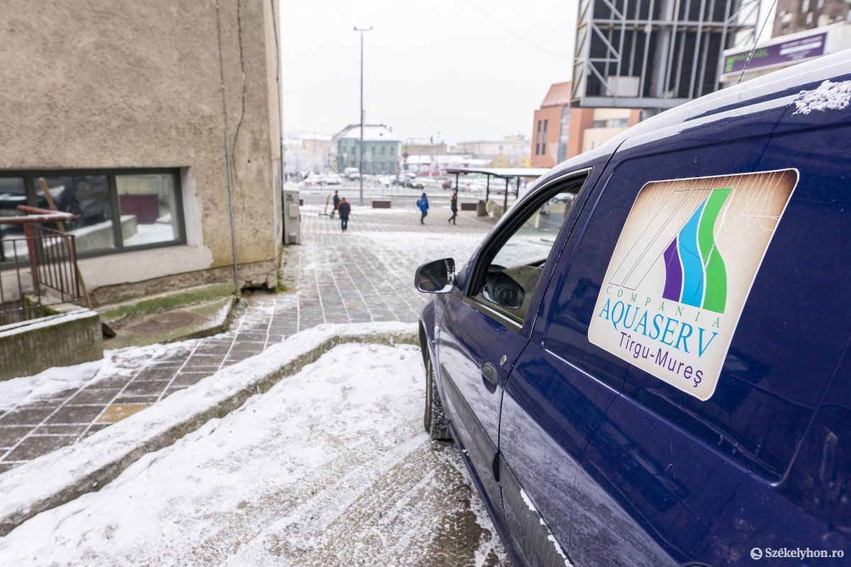 Állandó készenlétben áll a vízszolgáltató csapata, ha baj van, kiszállnak a hiba elhárítására &bullet;  Fotó: Haáz Vince