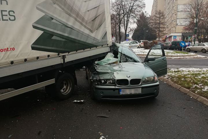 Fotók forrása: Facebook/Info Trafic Targu Mureș és Facebook/Radare 