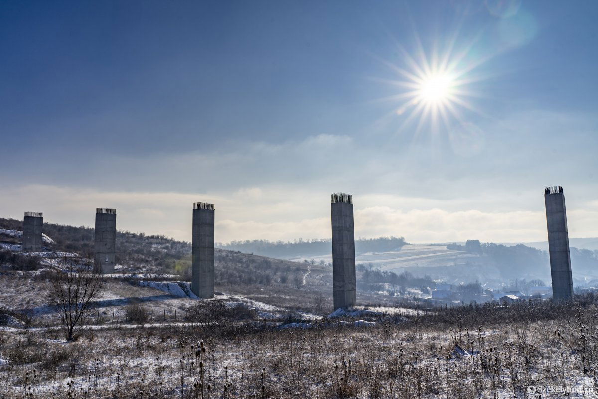 A 2014-ben elkezdett terelőút sorsa még bizonytalan • Fotó: Haáz Vince