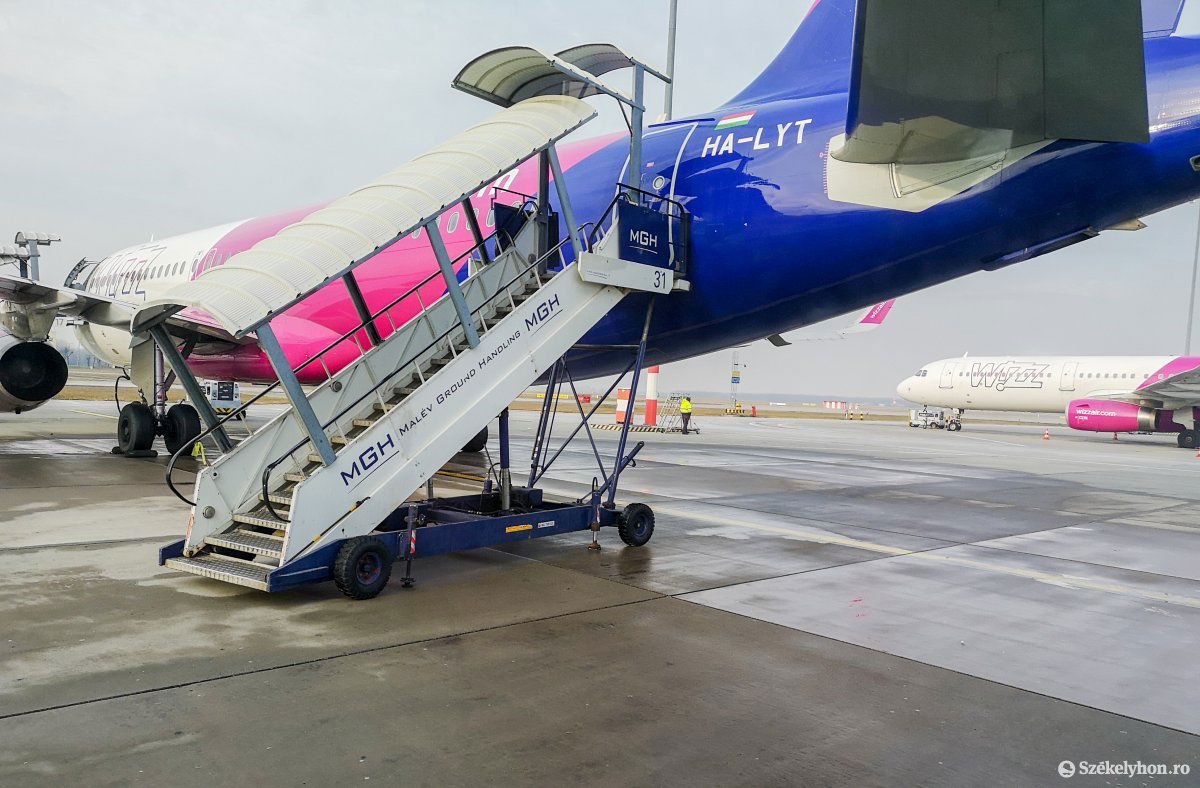 A WizzAir új romániai járatokkal, gépekkel és kedvezményes jeggyel segítene •  Fotó: Beliczay László
