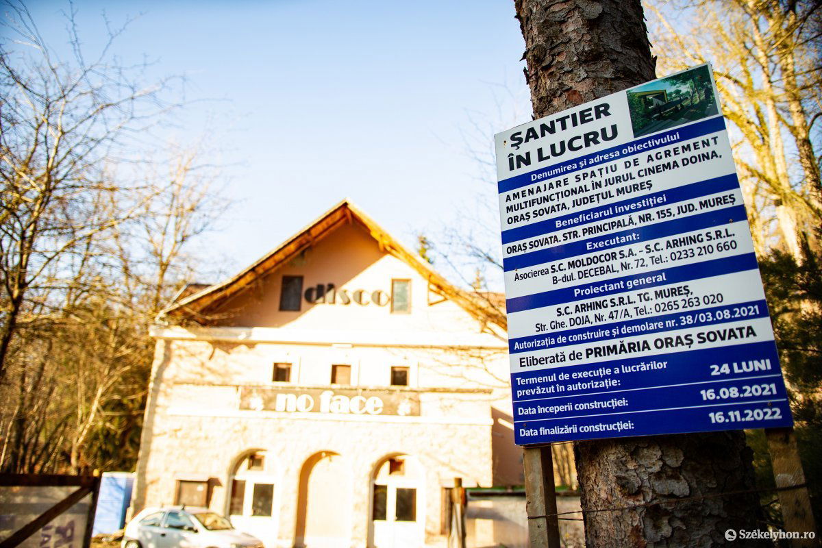 A volt mozi mellé alakítják ki az amfiteátrumot •  Fotó: Rab Zoltán