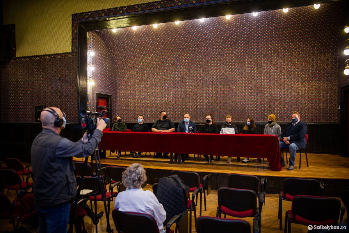 Rendkívüli hangversenyre készülnek csütörtök este a Kultúrpalota nagytermében •  Fotó: Rab Zoltán