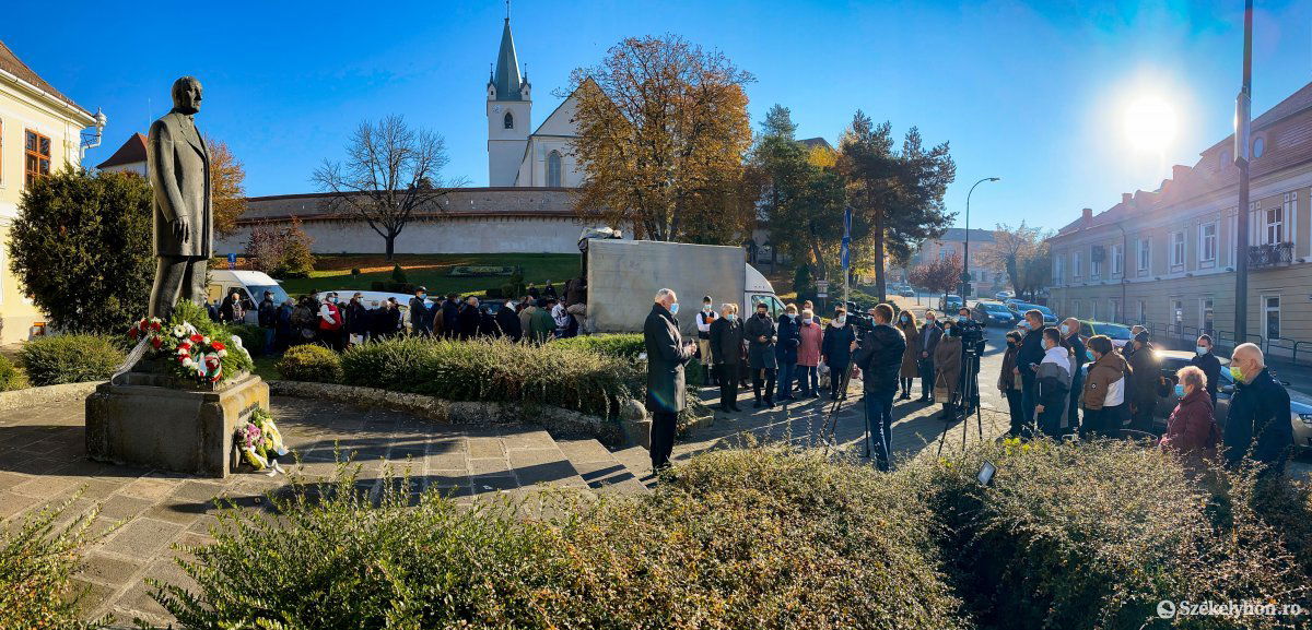 &bullet;  Fotó: Rab Zoltán