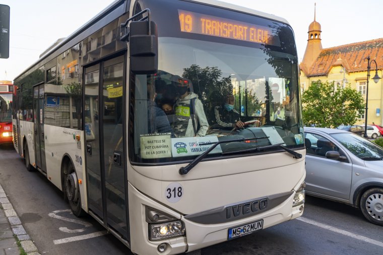 Indulnak a marosvásárhelyi iskolajáratok, a bérleteket is ki lehet váltani