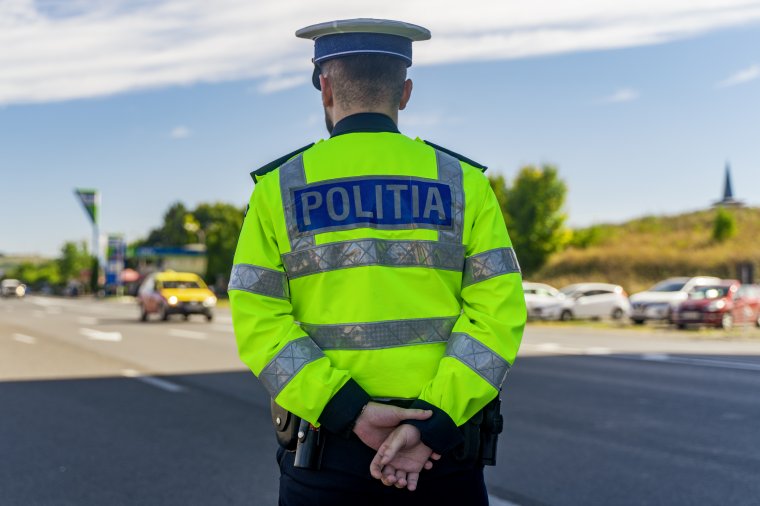 Lefizette volna apuka a rendőröket, hogy mentse a fiát, a testkamera azonban mindent rögzített