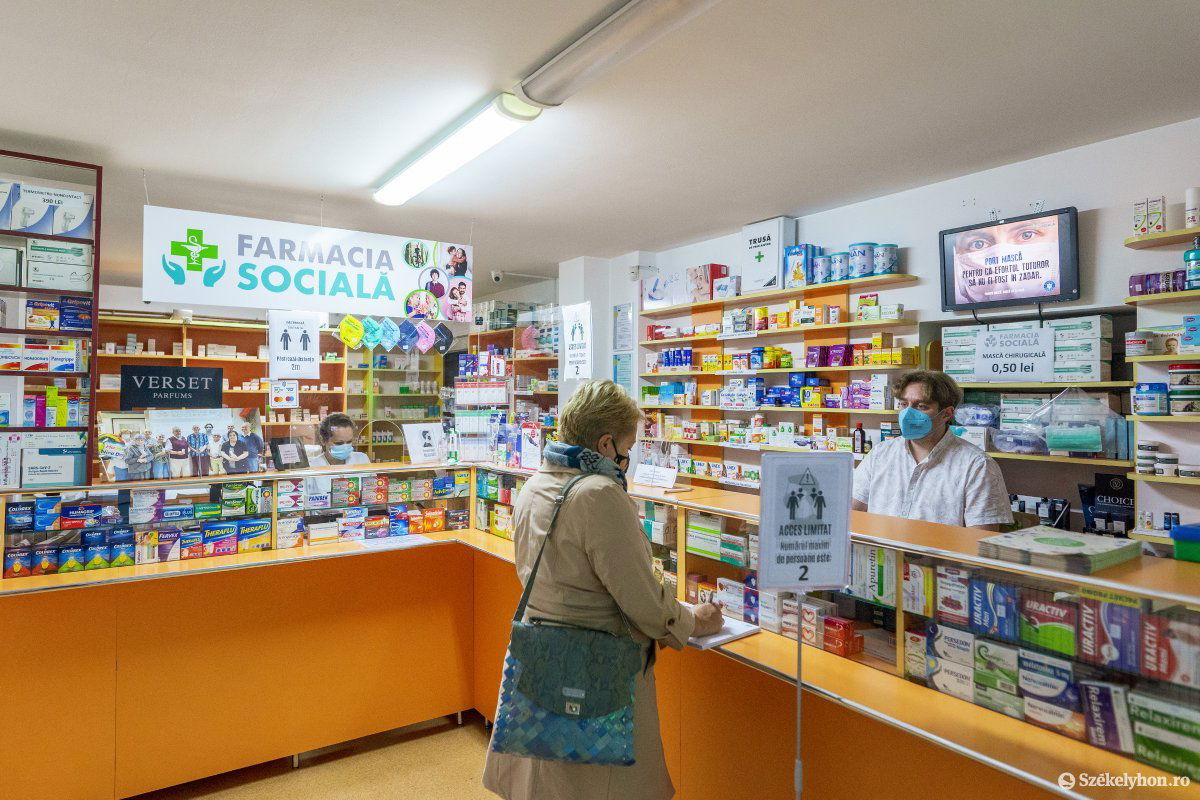 A bőséges gyógyszerválaszték csak látszat. Sokszor a legkeresettebb gyógyszerek hiányoznak •  Fotó: Haáz Vince