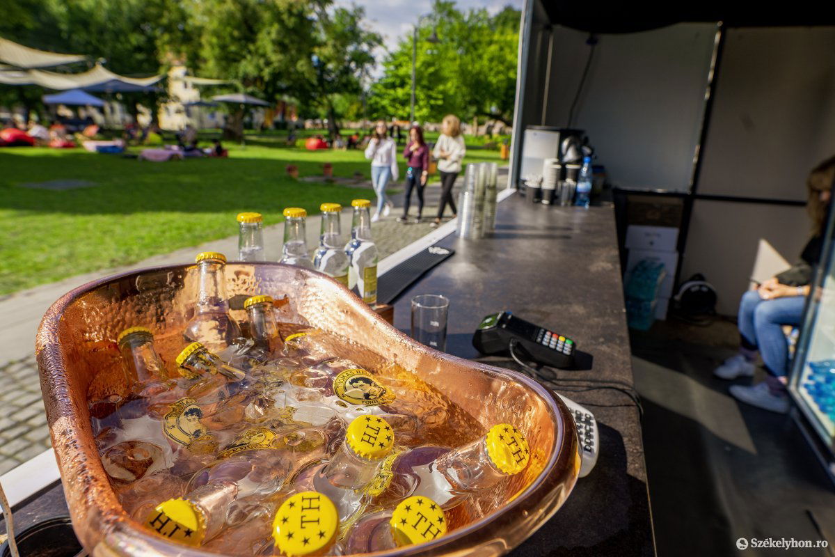 A vendéglátósok  kész vannak, várják a fiatalokat &bullet;  Fotó: Haáz Vince