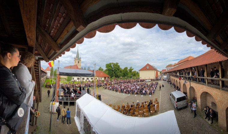 Elbúcsúztak a Bolyai Farkas Gimnázium és a Református Kollégium végzősei