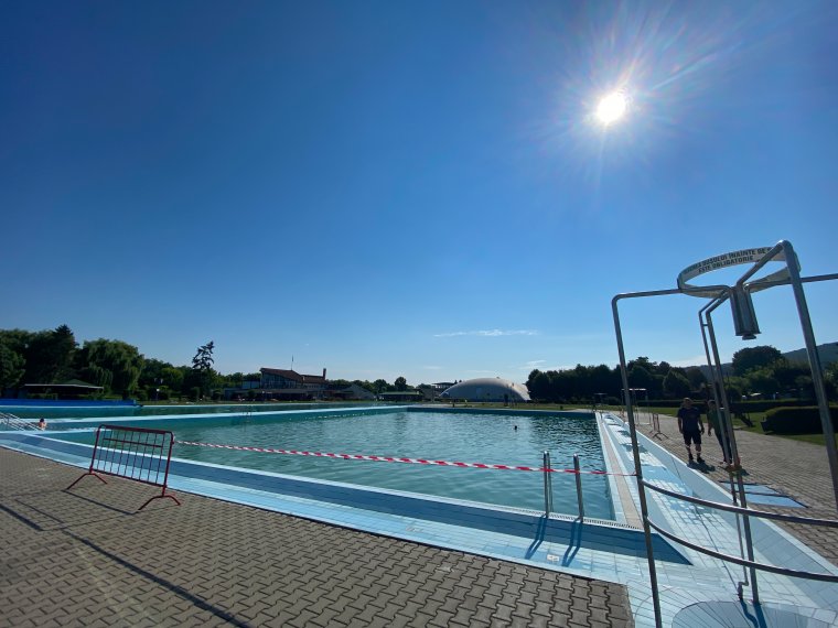 Péntektől lehet strandolni a Víkendtelepen