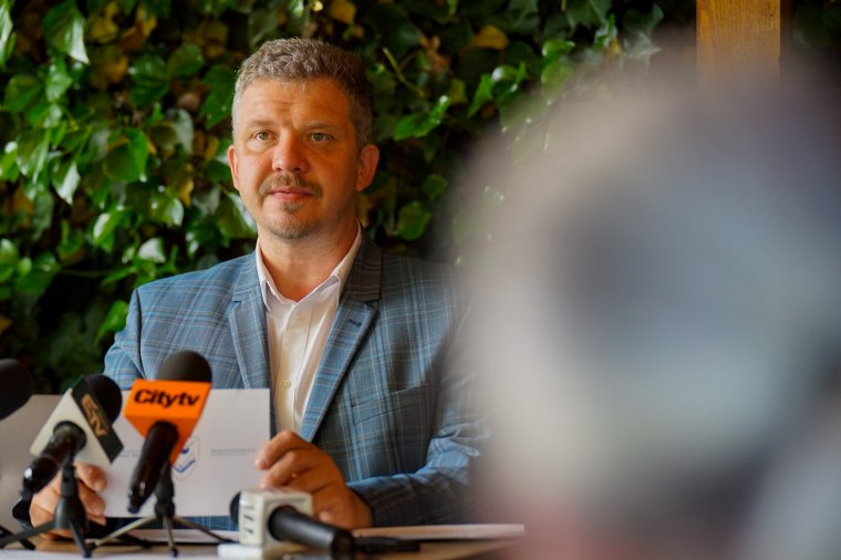 Ezért pereli be a jelenlegi városvezetés a volt polgármestert