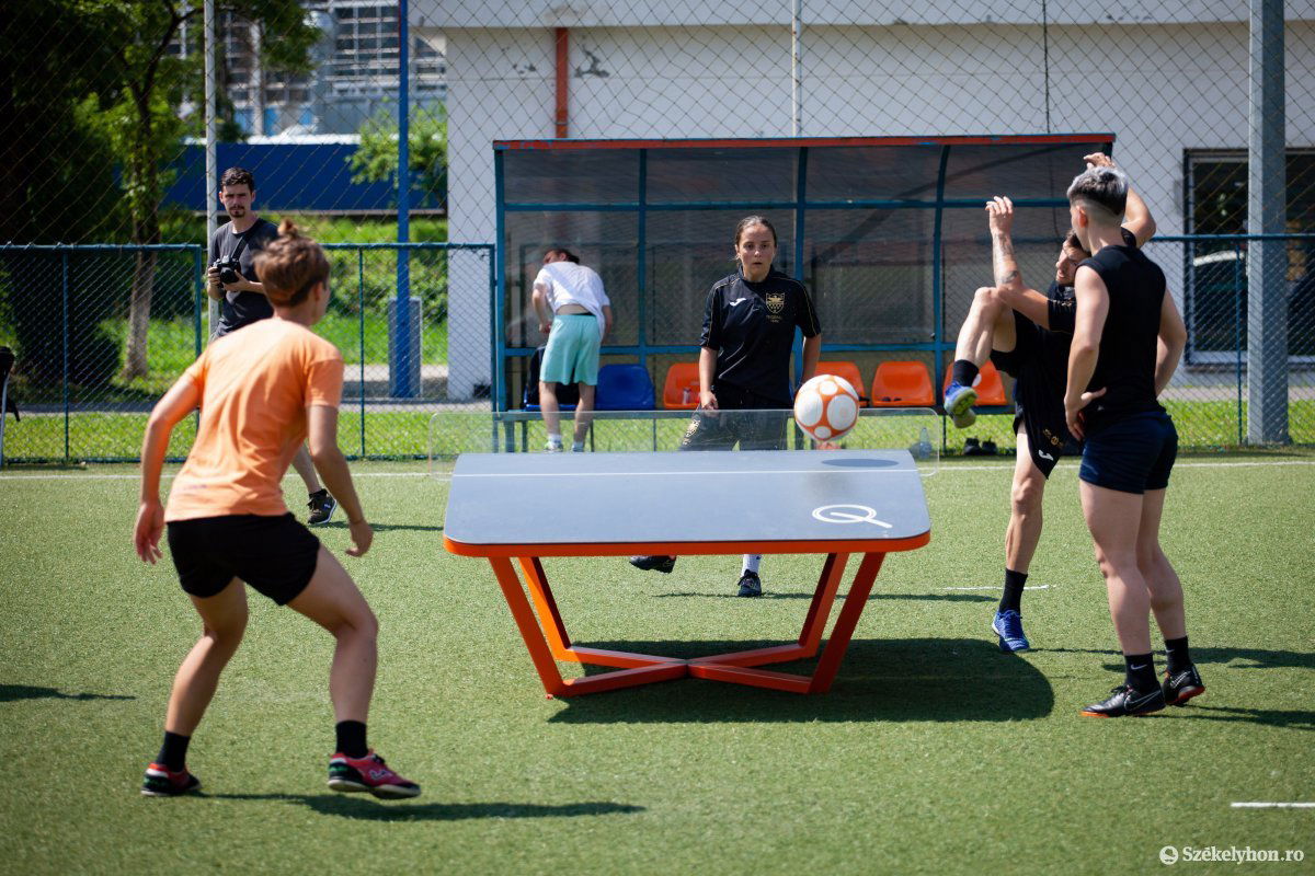 &bullet;  Fotó: Rab Zoltán