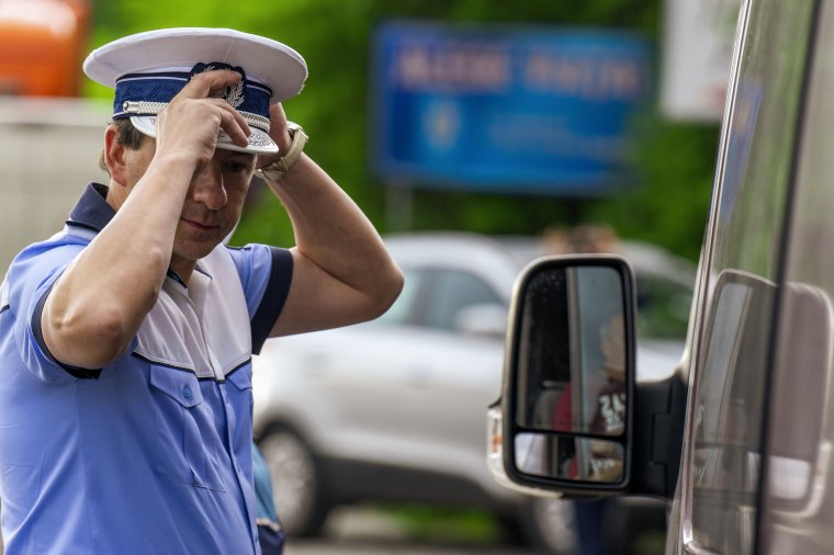 Hétvégi rendőrségi mérleg: villanyoszlopnak ütközés, gyalogosgázolás, ittas sofőrök